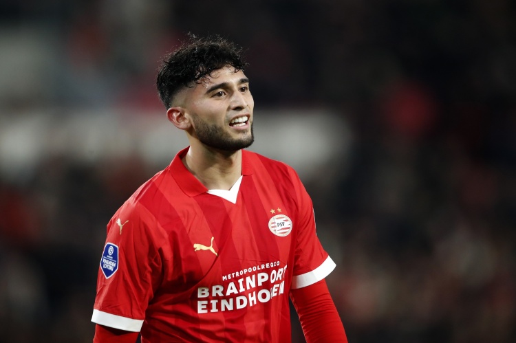 记者：已报价2800万镑，富勒姆和埃因霍温就引进前锋佩皮深入谈判