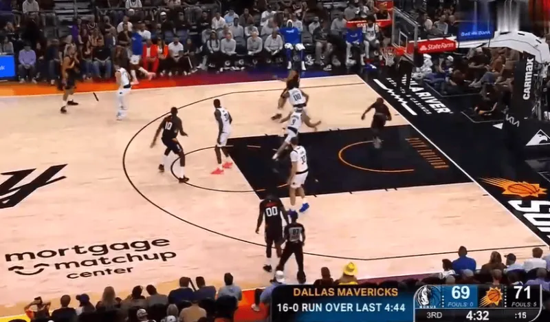 世界杯官网入口-突然断电！太阳近四分钟不得分，独行侠轰出16-0追到差2分